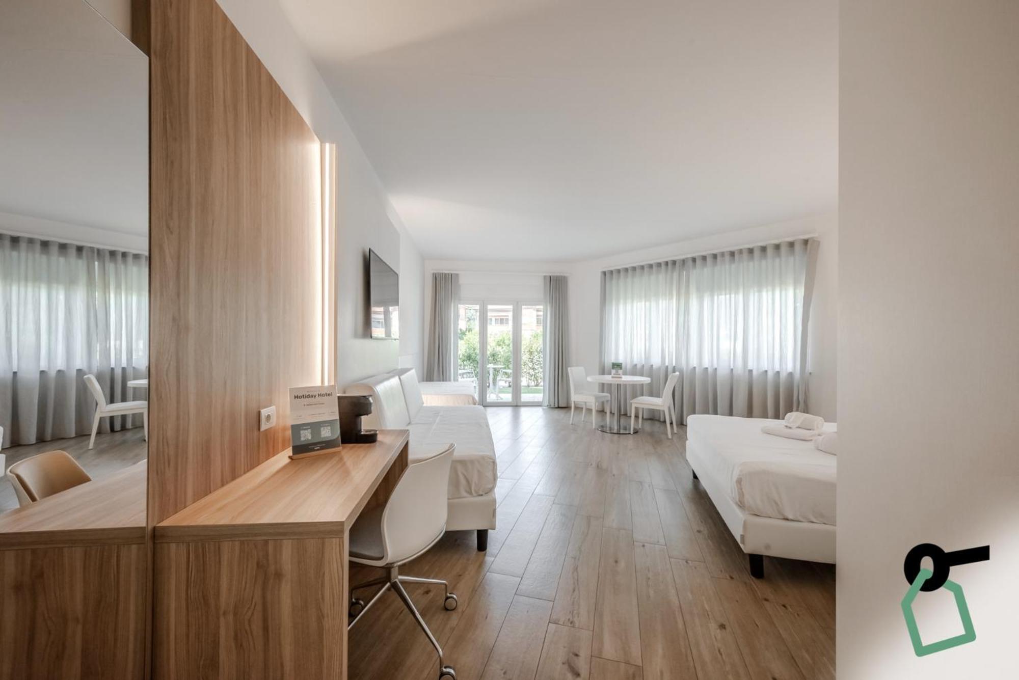 Hotiday Room Collection - Тирренія Екстер'єр фото